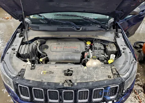 2018 Jeep Compass Trailhawk z USA, uszkodzony, nr VIN 3C4NJDDB5JT479932